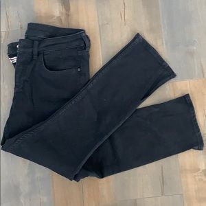 Pilcro size 30 black skinny split hem jean